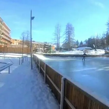 Chaleureux A Fours 25m² Avec Vue Montagne