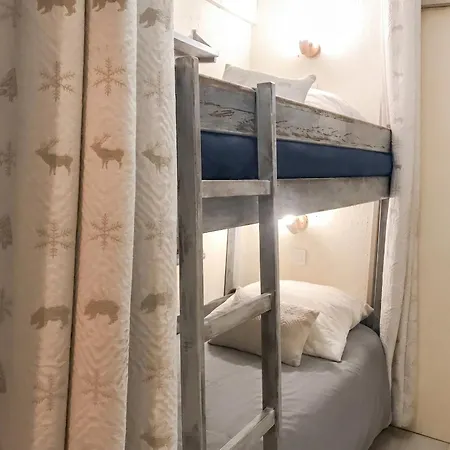 Chaleureux A Uvernet-fours, 25m² Avec Vue Montagne Appartement